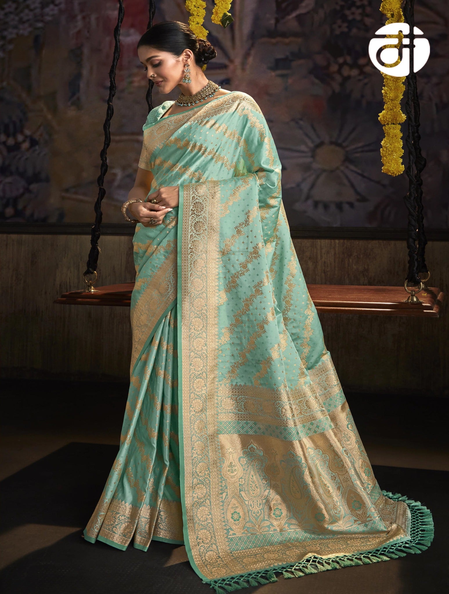 Buy VINNER Paithani Saree In Multi Color Online at Best Prices in India -  JioMart.